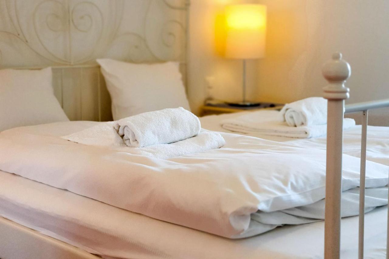 Residenza Vivian Deluxe Apartments Locarno Kültér fotó