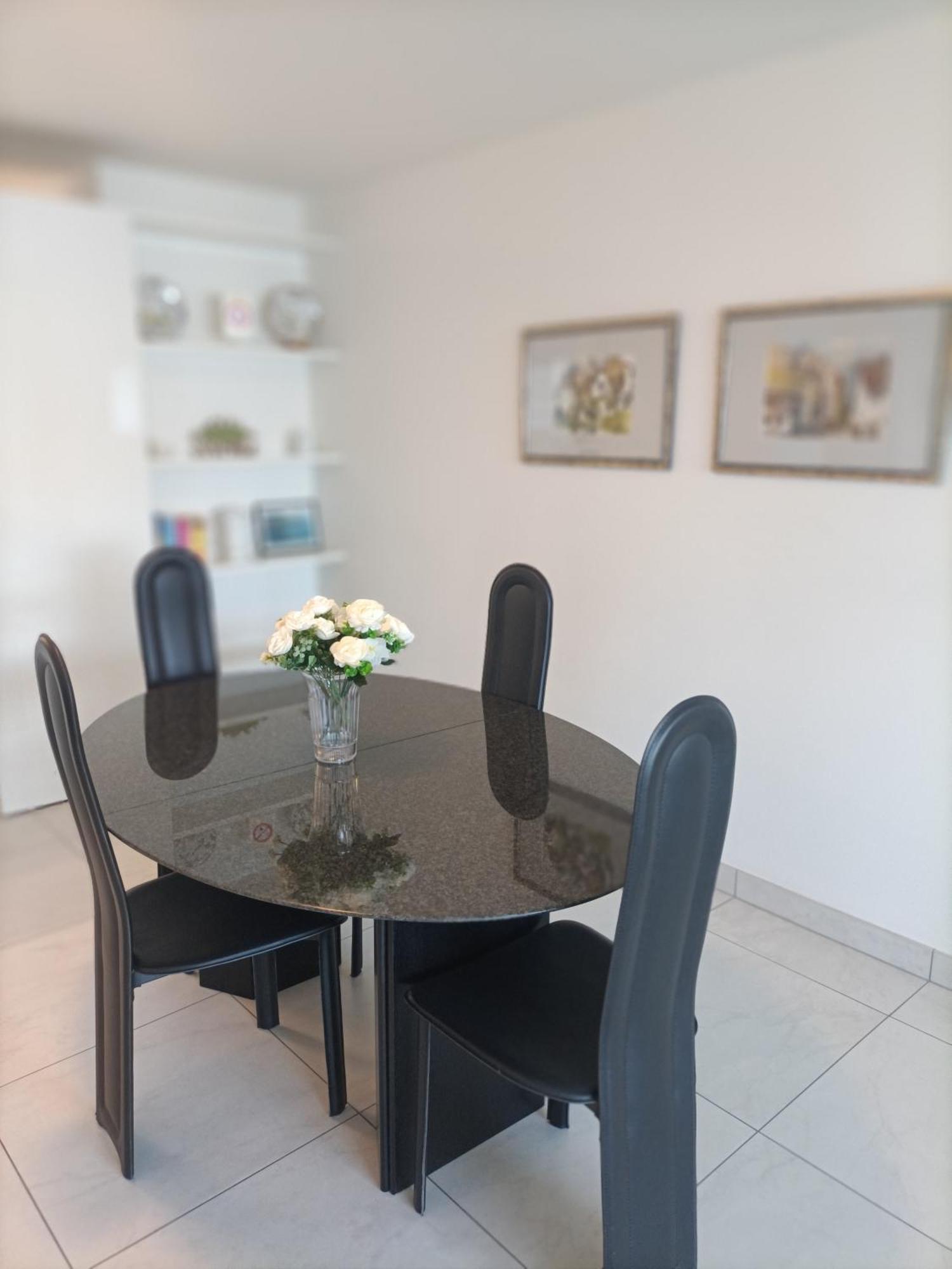 Residenza Vivian Deluxe Apartments Locarno Kültér fotó